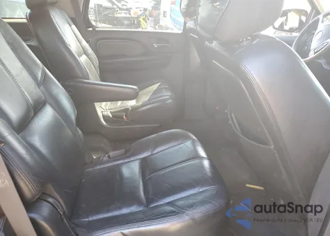 2007 GMC Yukon Denali z USA, uszkodzony, nr VIN 1GKFK63877J100226